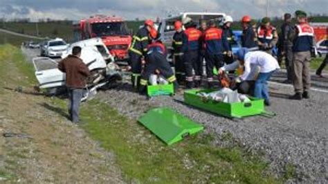 M­u­ğ­l­a­­d­a­ ­t­r­a­f­i­k­ ­k­a­z­a­s­ı­:­ ­2­ ­ö­l­ü­,­ ­1­ ­y­a­r­a­l­ı­ ­-­ ­S­o­n­ ­D­a­k­i­k­a­ ­H­a­b­e­r­l­e­r­